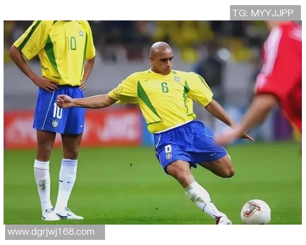 从贫民窟走向世界足球明星的巴西传奇与奋斗故事 从贫民窟走向世界足球明星的巴西传奇与奋斗故事