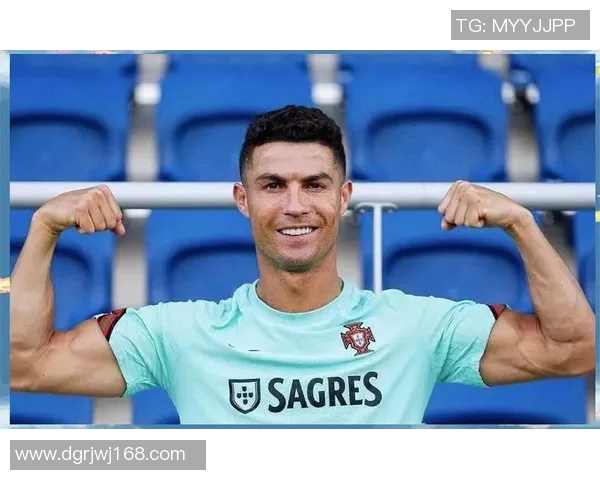 姓航的足球明星名字揭秘他们在绿茵场上的传奇故事与成就 姓航的足球明星名字揭秘他们在绿茵场上的传奇故事与成就