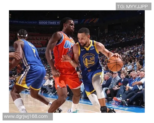 勇士与雷霆精彩对决比赛回放全程回顾与精彩瞬间分析 勇士与雷霆精彩对决比赛回放全程回顾与精彩瞬间分析