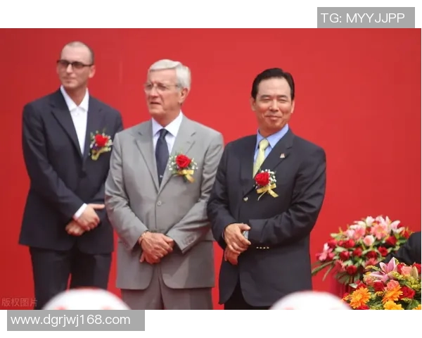 广州恒大足球队近期动态分析及未来发展方向探讨